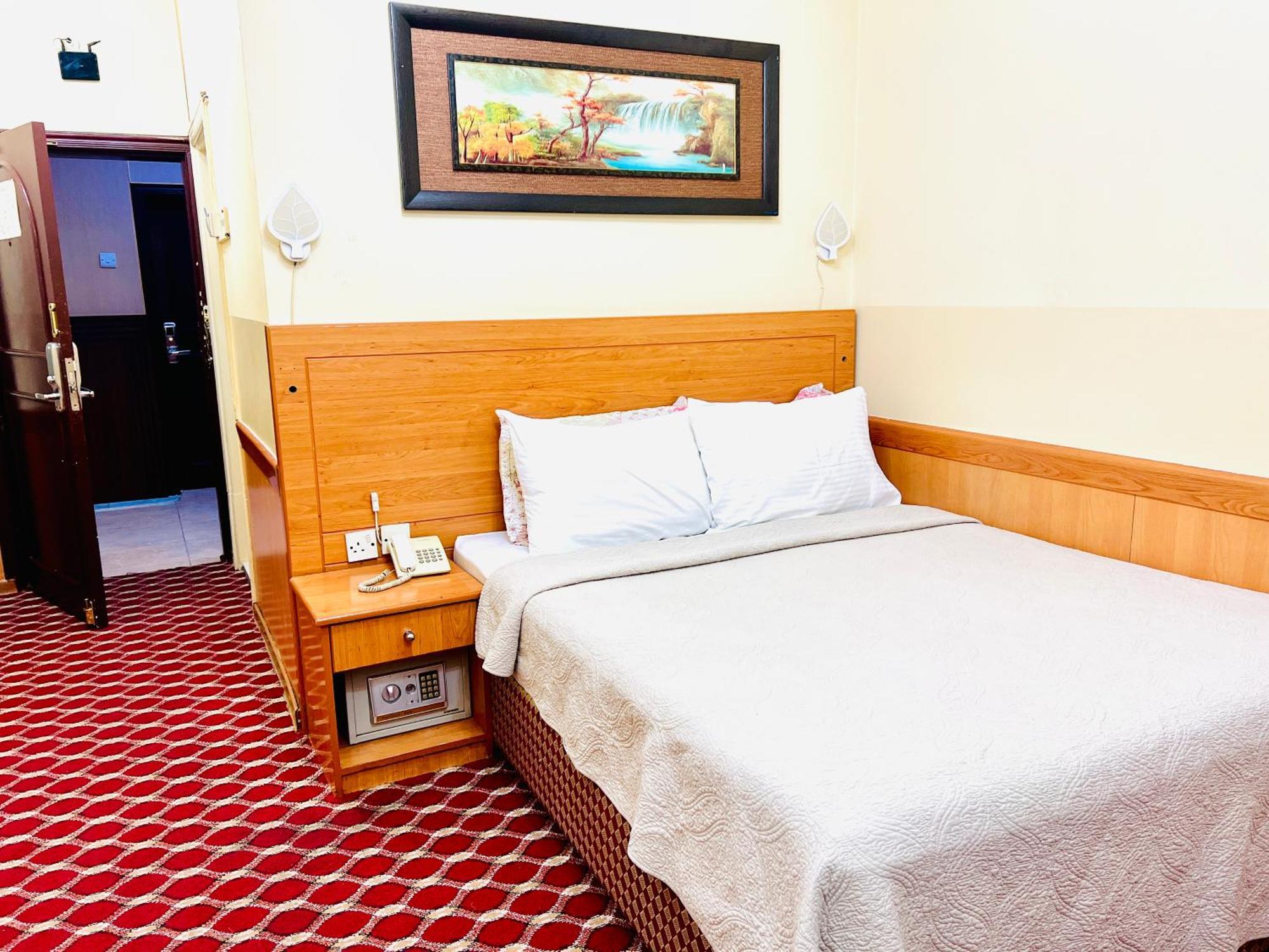 Al Ahrar Hotel ดูไบ ภายนอก รูปภาพ